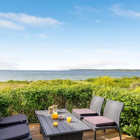 Femija - 50m From The Sea By Interhome *